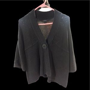 Black 3/4 sleeve sweater